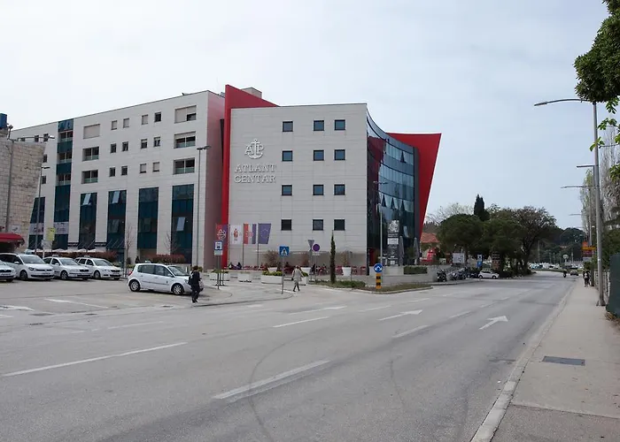 Navigatio With Parking Διαμέρισμα Ντουμπρόβνικ