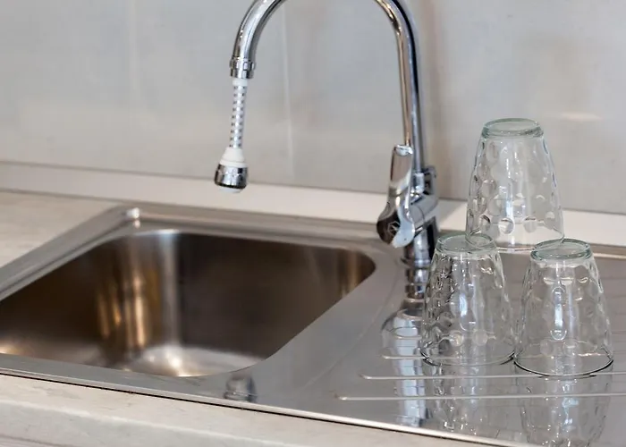 Navigatio With Parking דירה *