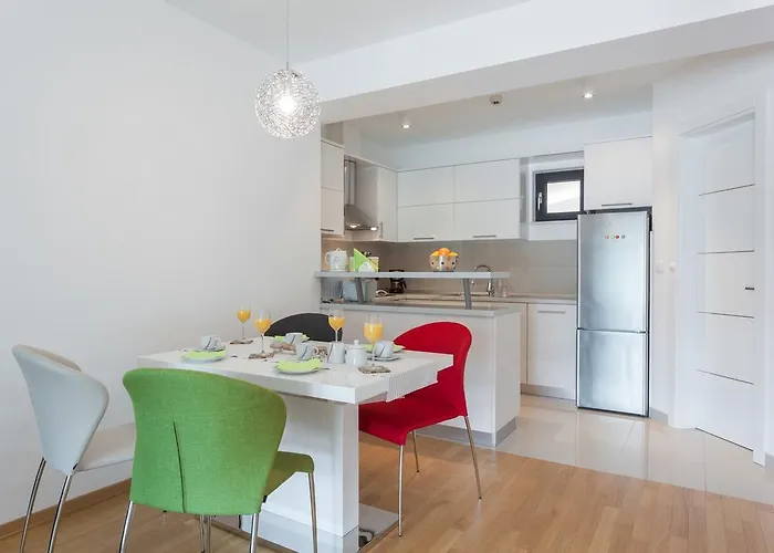 Navigatio With Parking *