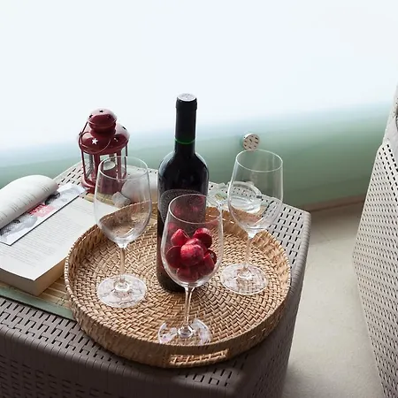 Navigatio With Parking Apartamento